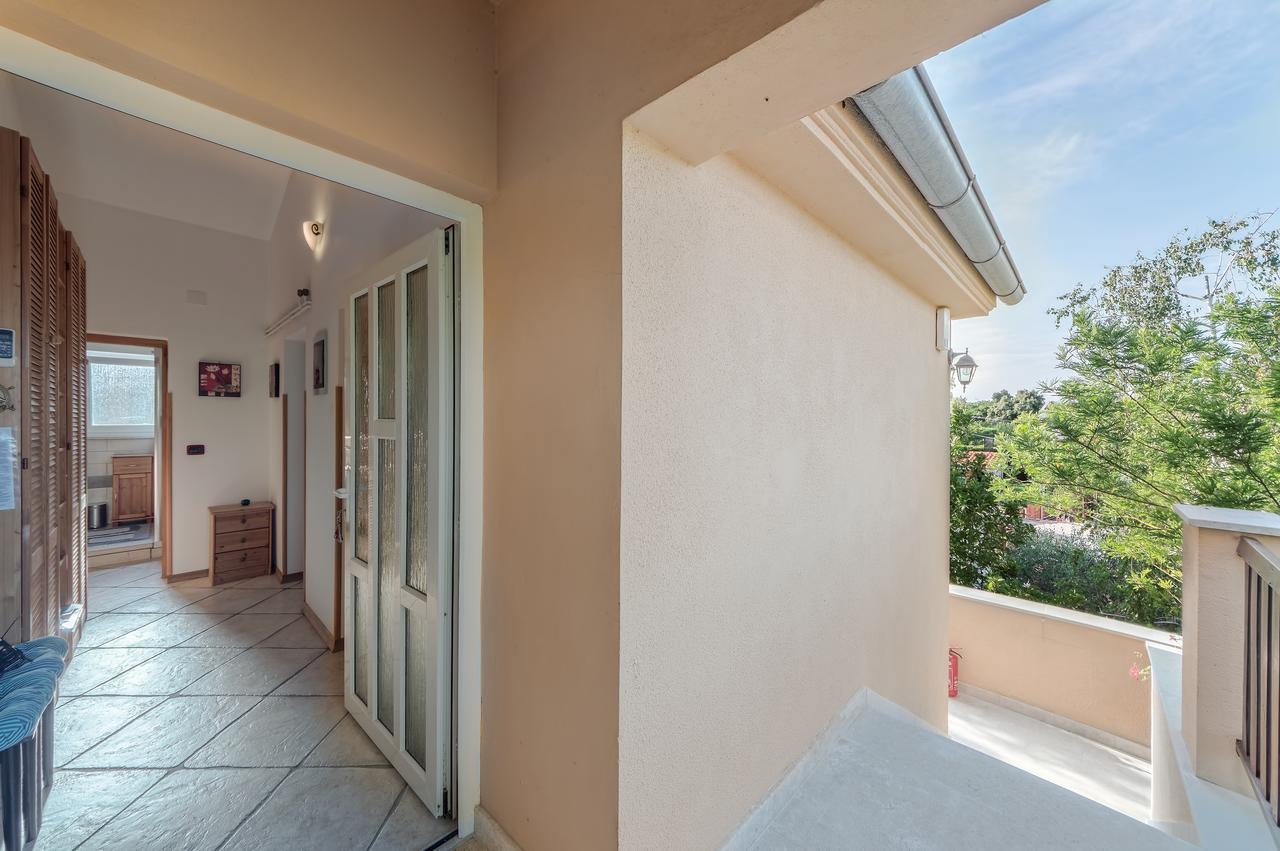 Apartment San Ližnjan 外观 照片