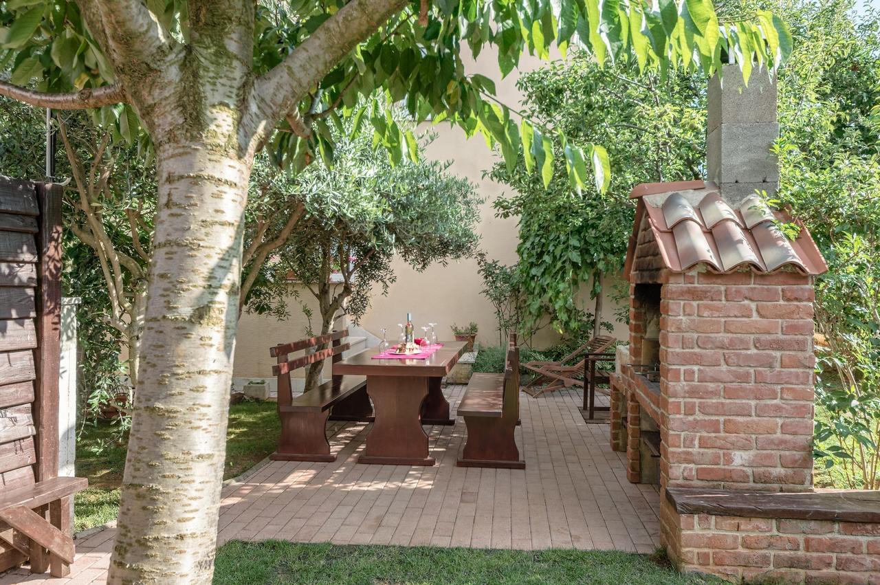 Apartment San Ližnjan 外观 照片
